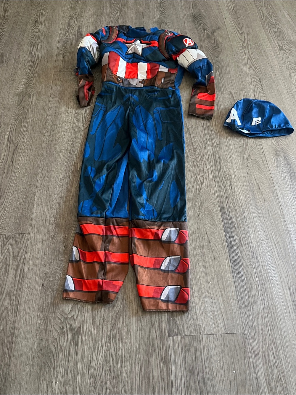 Kids Blue & Red Captain-Inspired Costume with Hat! No size tag